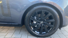 Land Rover Range Rover 3.0 D300 SE 4dr Auto Diesel Estate